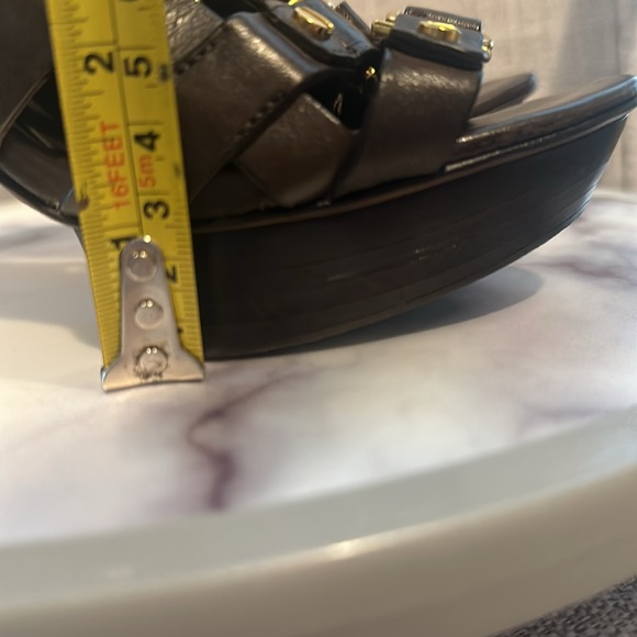 Tory Burch Gladiator Heels. Brown leather - size 6.5M - Picture 6 of 17